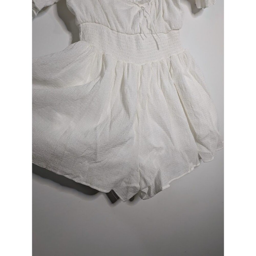 Altar'd State White Lined Romper with Ruffles Size Medium NWT MSRP $69.95